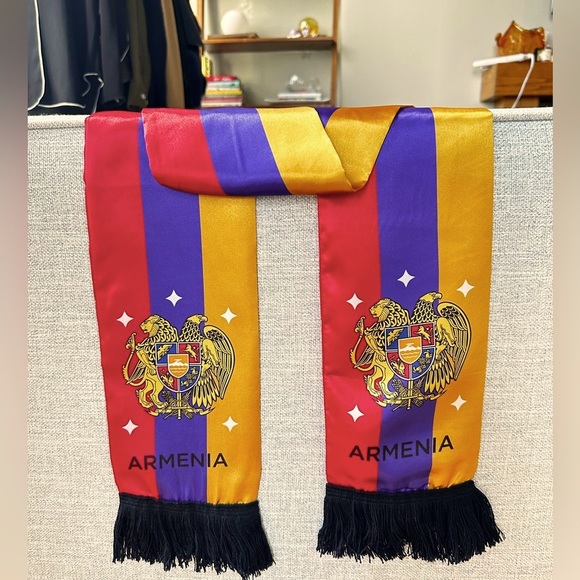 Armenian Soccer Scarf - New WRAPPED with Tags / Armenia Football Stole - Picture 1 of 17